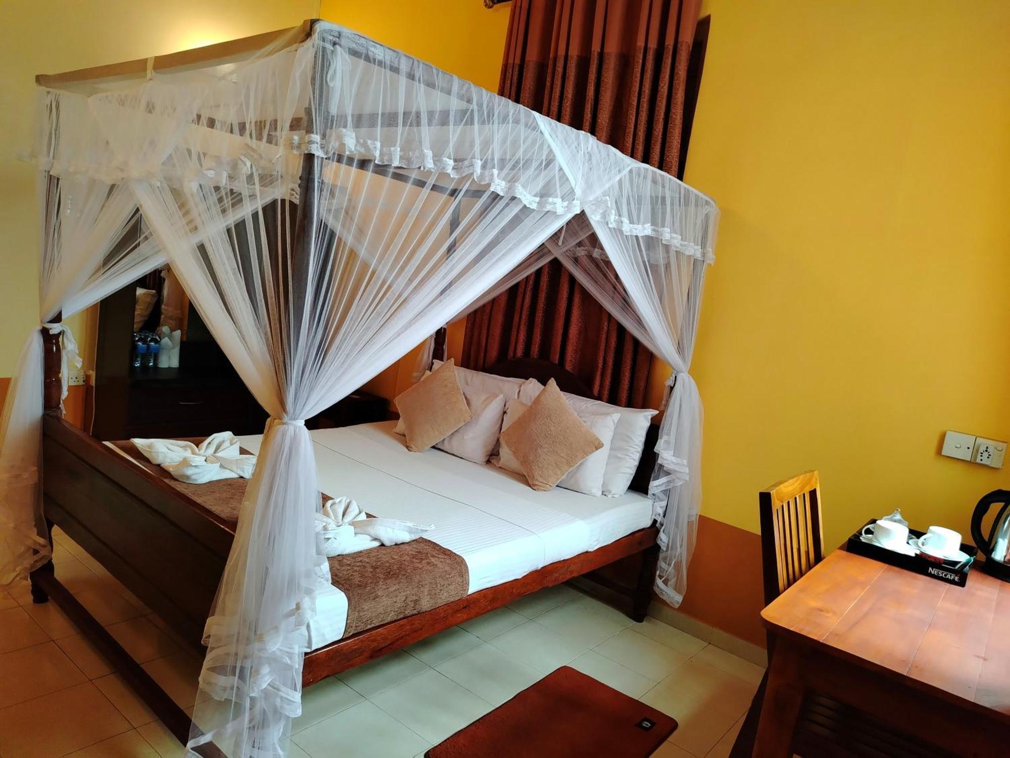 Grand Colonial Viveka Ξενοδοχείο Kurunegala Εξωτερικό φωτογραφία